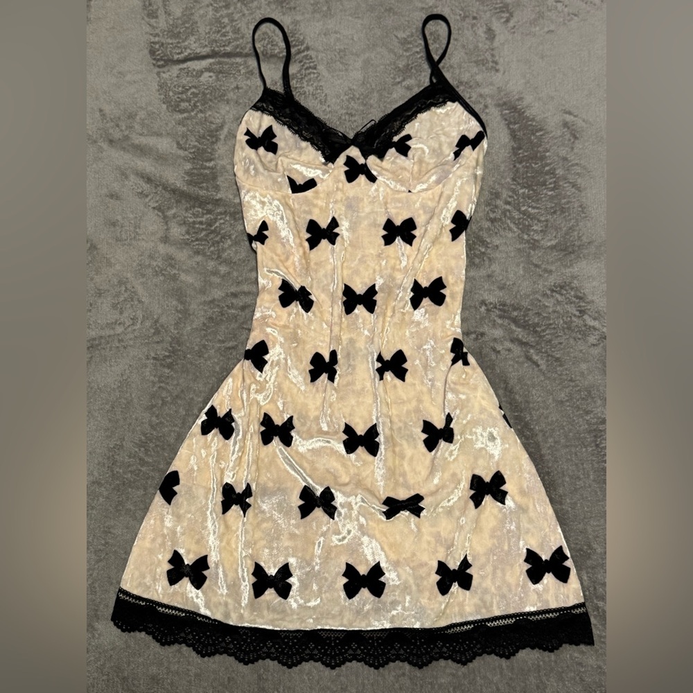 Lace Velvet Dress with Black Bow Accents